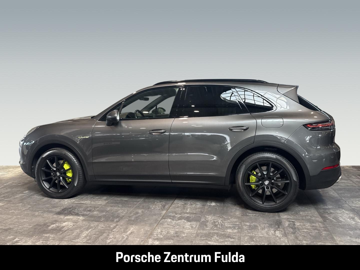 Porsche Cayenne E-Hybrid Surround-View Luftfederung