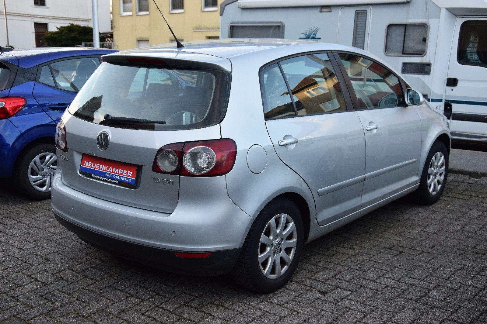 Fahrzeugabbildung Volkswagen Golf Plus V Comfortline 2. Hand Klima