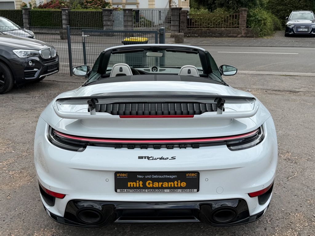 PORSCHE 911 2022