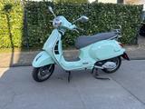 Vespa GTS125