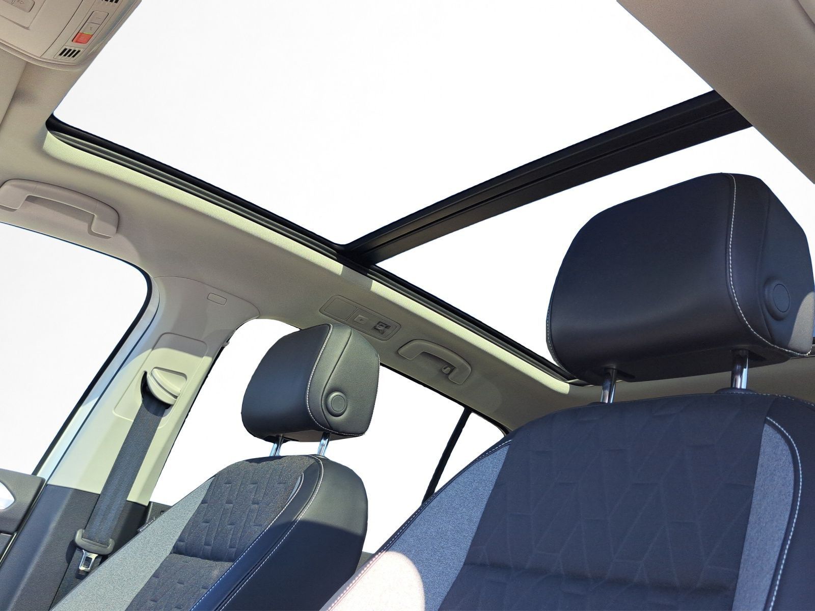 Volkswagen Touran - Bild 10