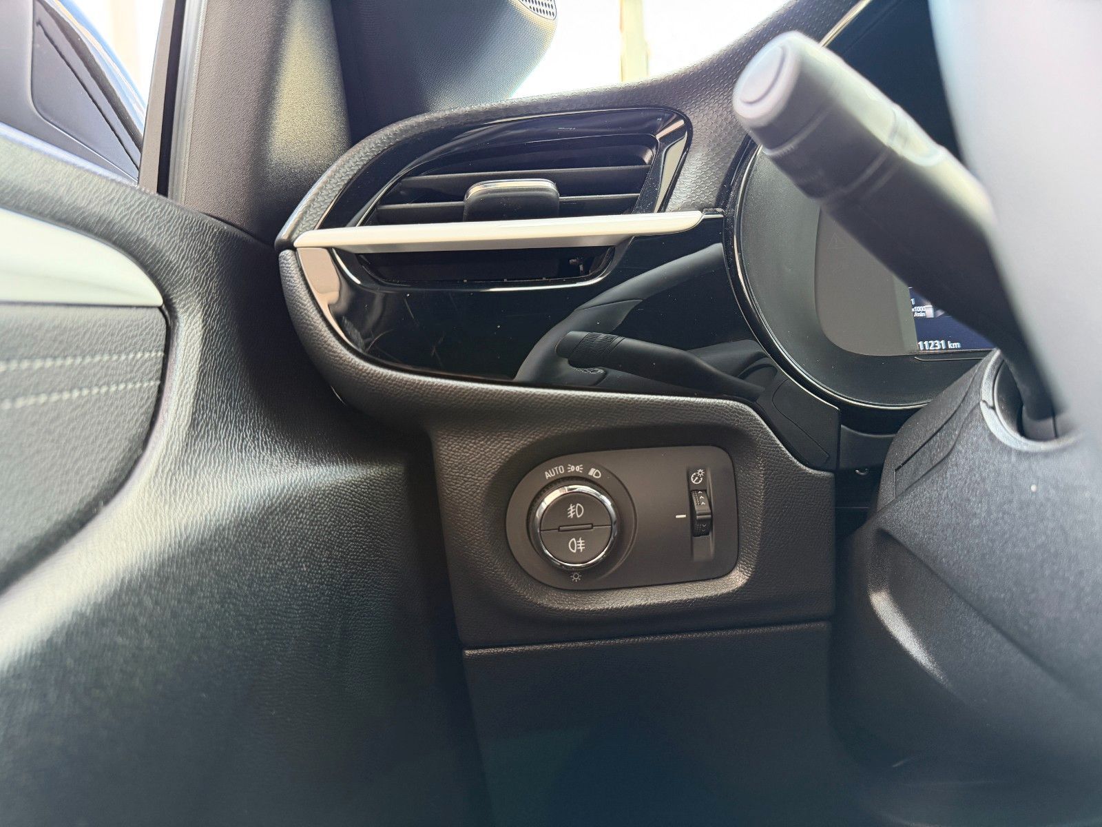 Fahrzeugabbildung Opel Corsa F 1.2 Turbo GS KlimaA,LED,Navi,SHZ,Kam.,LM
