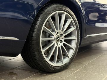 Mercedes S 560 - 12