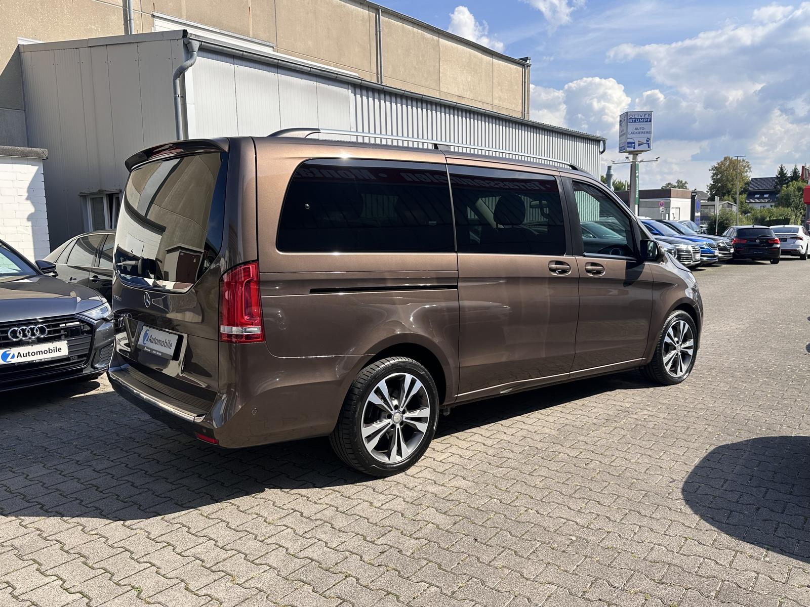 Mercedes-Benz V 250 d SCORE lang 8-Sitzer*Kamera*AHK*