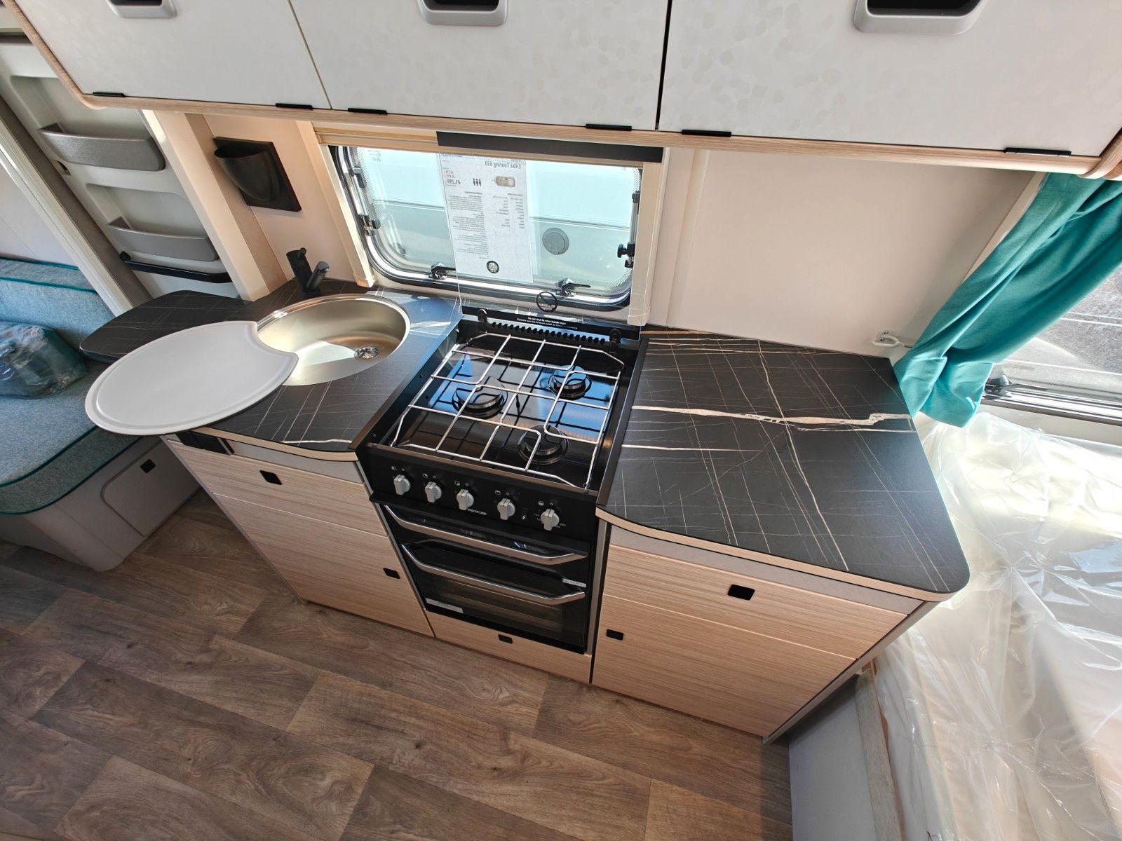 Fahrzeugabbildung HYMER / ERIBA / HYMERCAR Touring 630 Harbour Blue - JETZT 6.719€ SPAREN !