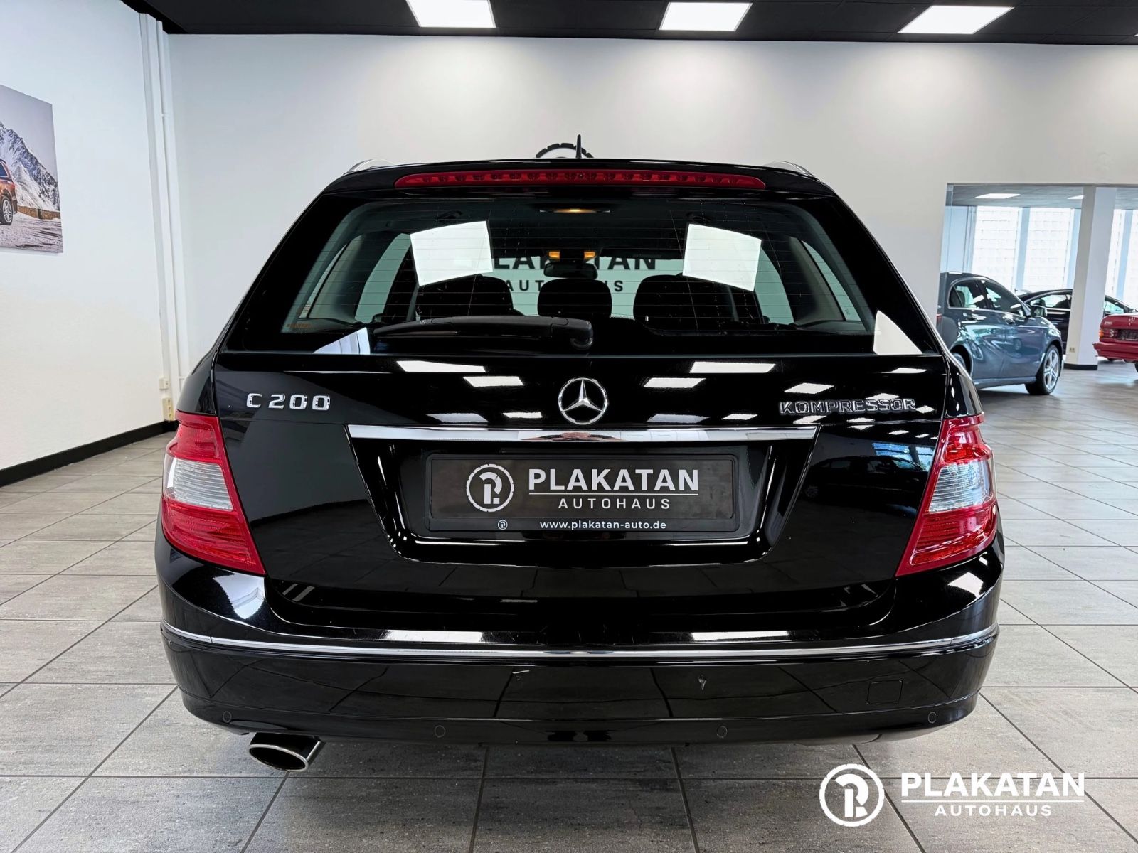 Fahrzeugabbildung Mercedes-Benz C 200 Kompressor Navi, Parksensoren, Service Neu