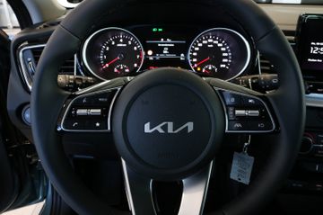Fahrzeugabbildung Kia Ceed 1,5 T-GDI  Vision  Kamera/Navi/Tempomat/PDC