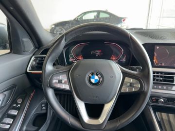 BMW 318 - 9