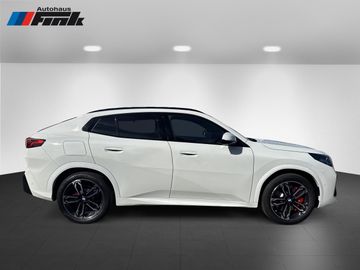 BMW iX2 xDrive30 M Sportpaket DAB LED Komfortzg.