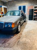 Mercedes-Benz 260 E 124 Baureihe kein Rost... - Mercedes-Benz 260 aus 1987: 260e
