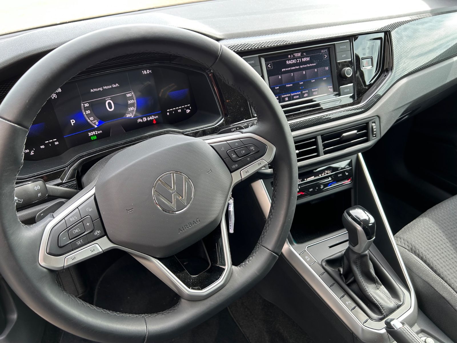 Fahrzeugabbildung Volkswagen Polo VI Life 1.0 TSI DSG Kamera SHZ Garantie !