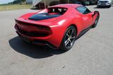 Ferrari 296 GTB Rosso F1 Matt/Karbon/Lift/JBL/Garantie - rote Ferrari 296 GTB
