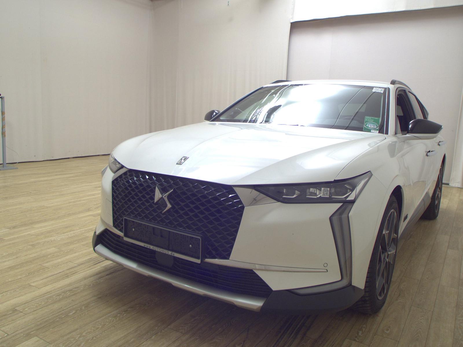 DS Automobiles 4 1.5 BlueHDI Cross Rivoli Navi LED HuD Focal