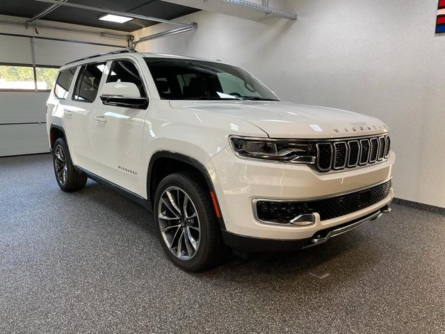 Jeep WAGONEER SERIES III E-TORQUE 5.7L-V-8 McIntosh