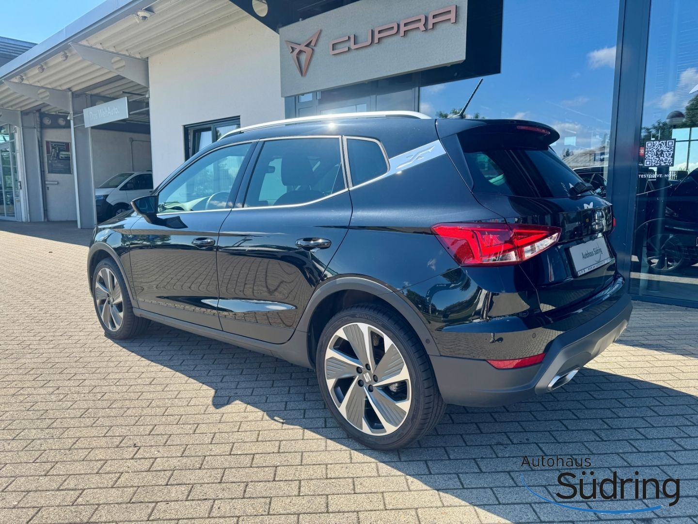 Arona 1,0 TSI FR DSG Navi AppConnect Rückfk.