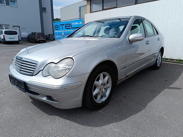 Mercedes-Benz Lim. C 220 CDI Elegance PDC Tempomat SHZ