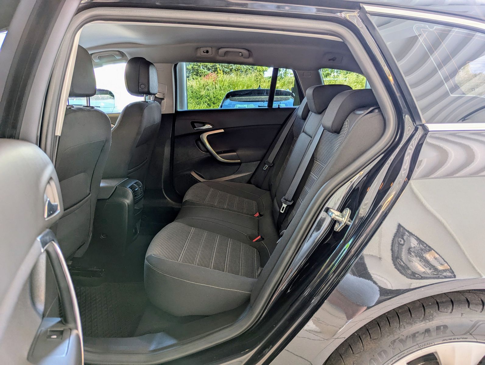 OPEL Insignia 1.6 CDTI Aut. Innovation Bi-Xen AHK - Image 13