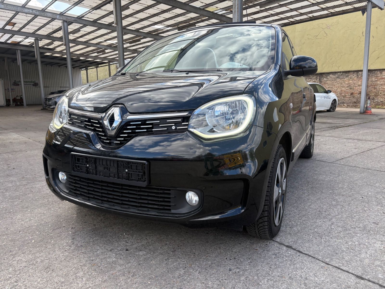 RENAULT Twingo