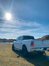 Dodge RAM 1500 Laramie 5,7L V8 LPG GAS  - Dodge RAM: 1500 Laramie