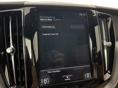 VOLVO XC60 Momentum / NUR 61.tKM / 1.HD / GARANTIE / VOLVO XC60 Momentum / NUR 61.tKM / 1.HD / GARANTIE /