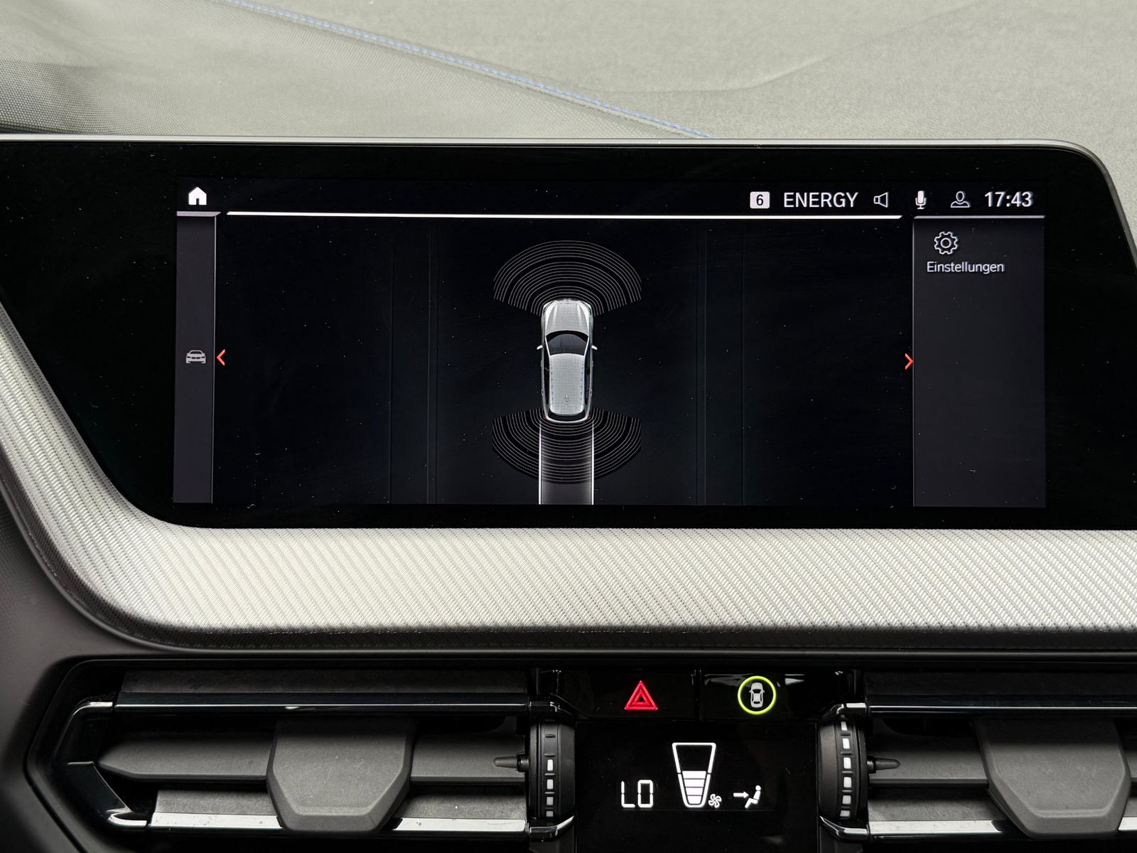 Fahrzeugabbildung BMW 118  d Aut. M Sport LED+NAVI+SHZ+AHK+AMBI+CARPL+