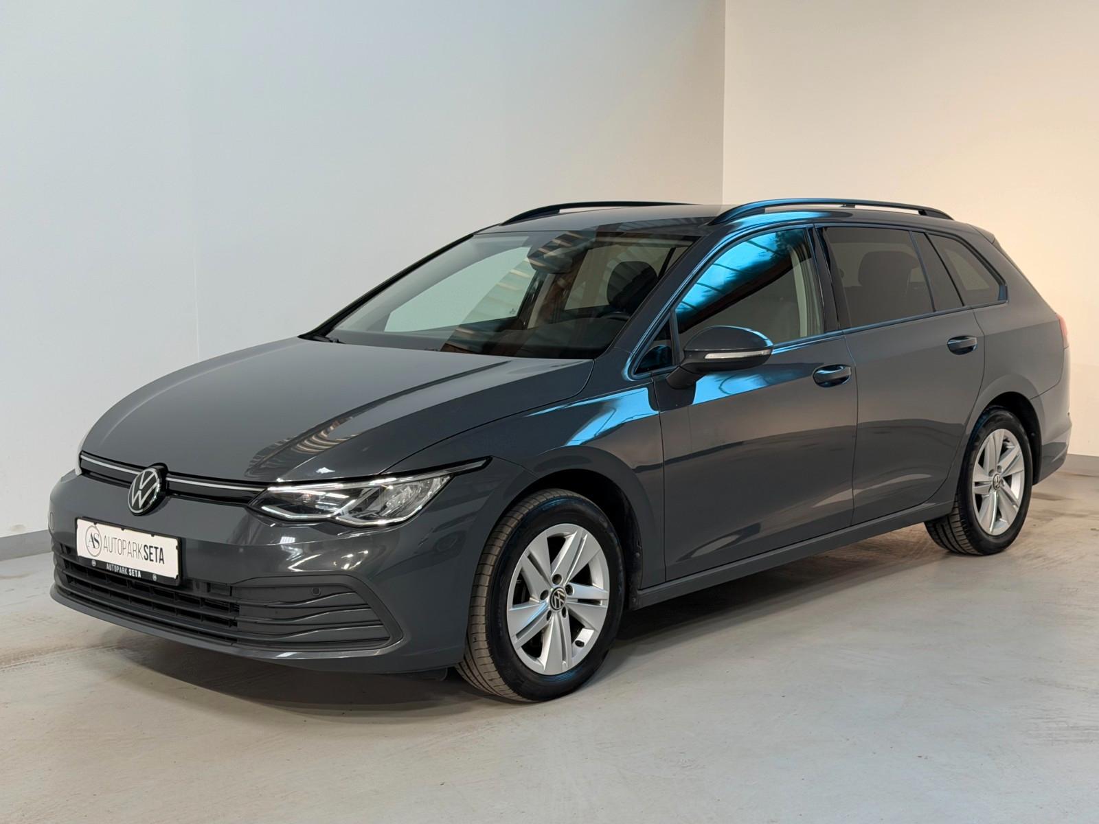 Volkswagen Golf VIII 2.0 TDI DSG Var Life NAV*ACC*LANE*PDC