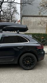 Porsche Macan S - schwarz/schwarz mit Sonderausstattung - Porsche Macan in München