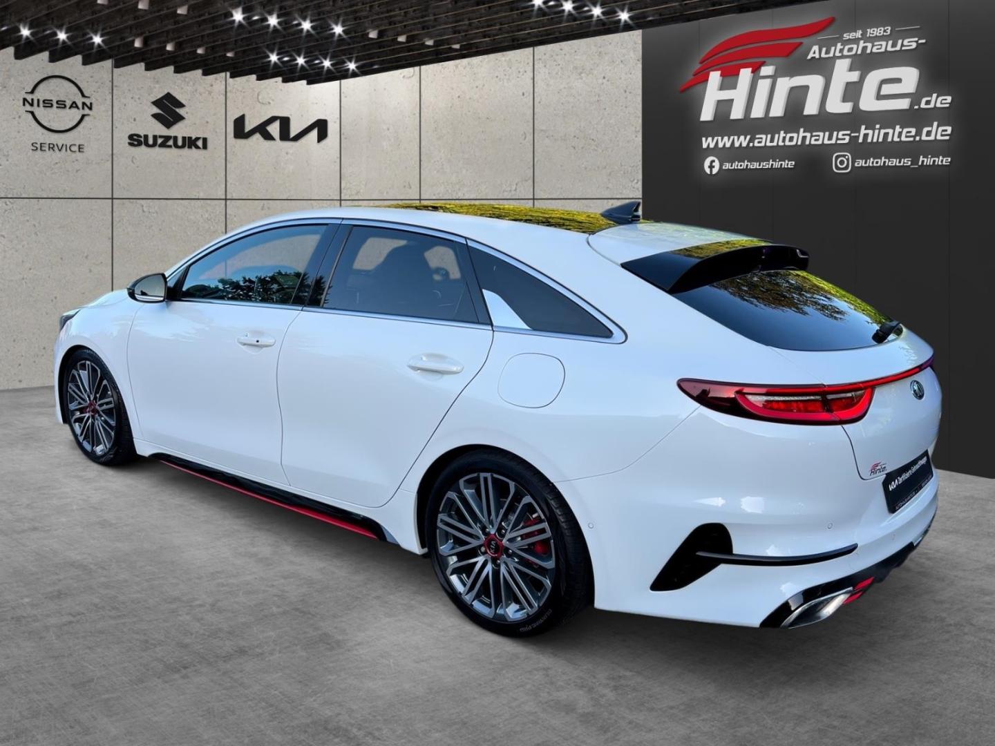 Kia ProCeed GT 1.6T SPORTAUSPUFF PANORAMA NAVIGATION