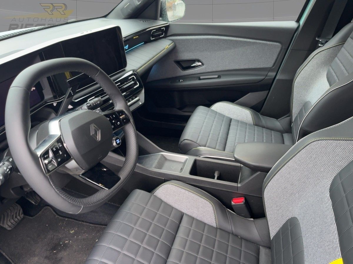 Fahrzeugabbildung Renault R 4 E-Tech elektrisch Iconic 150 Comfort Range