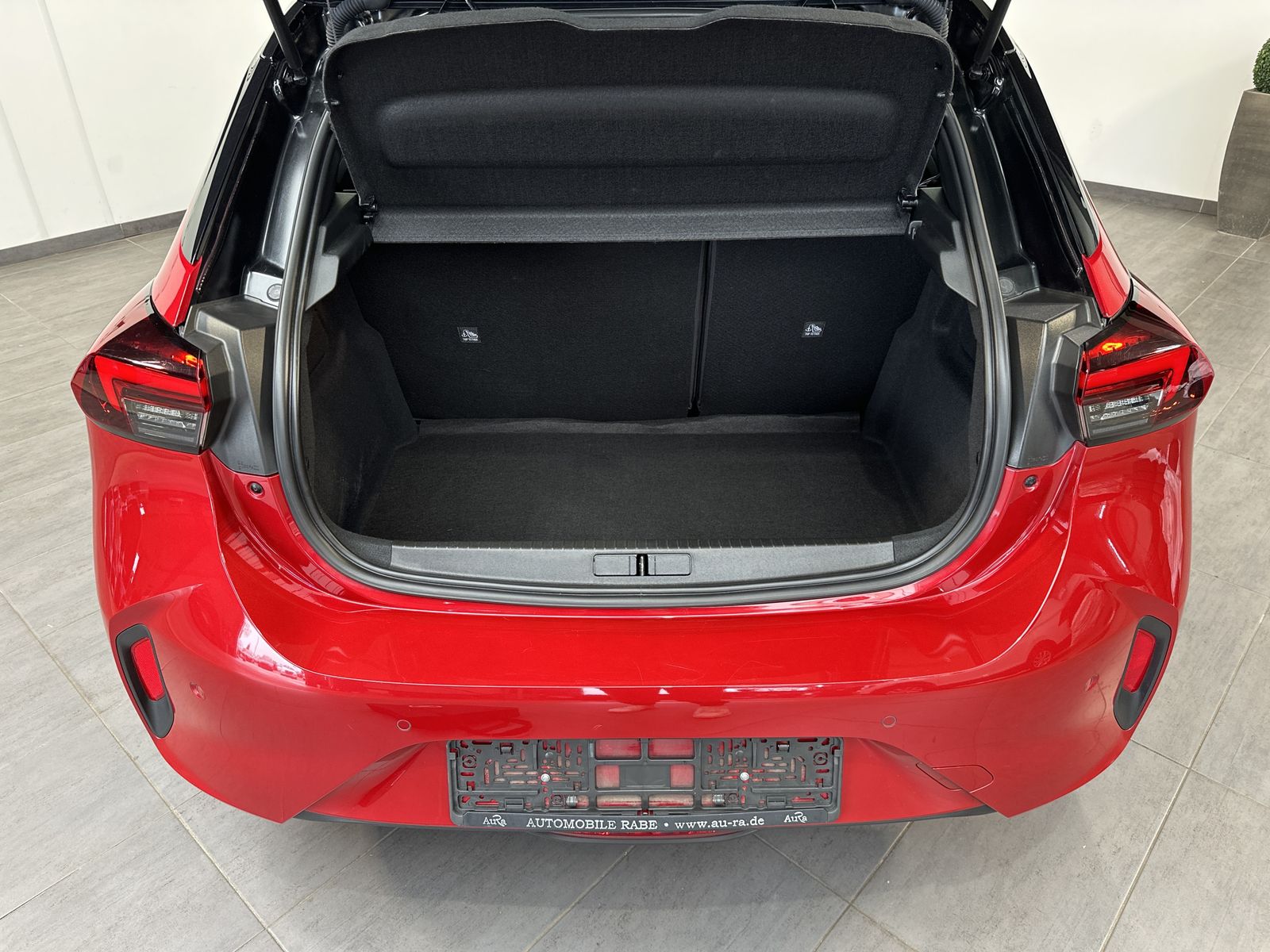 Fahrzeugabbildung Opel Corsa Corsa-e 5-Türer GS Line NAV+LED+SHZ+KAMERA
