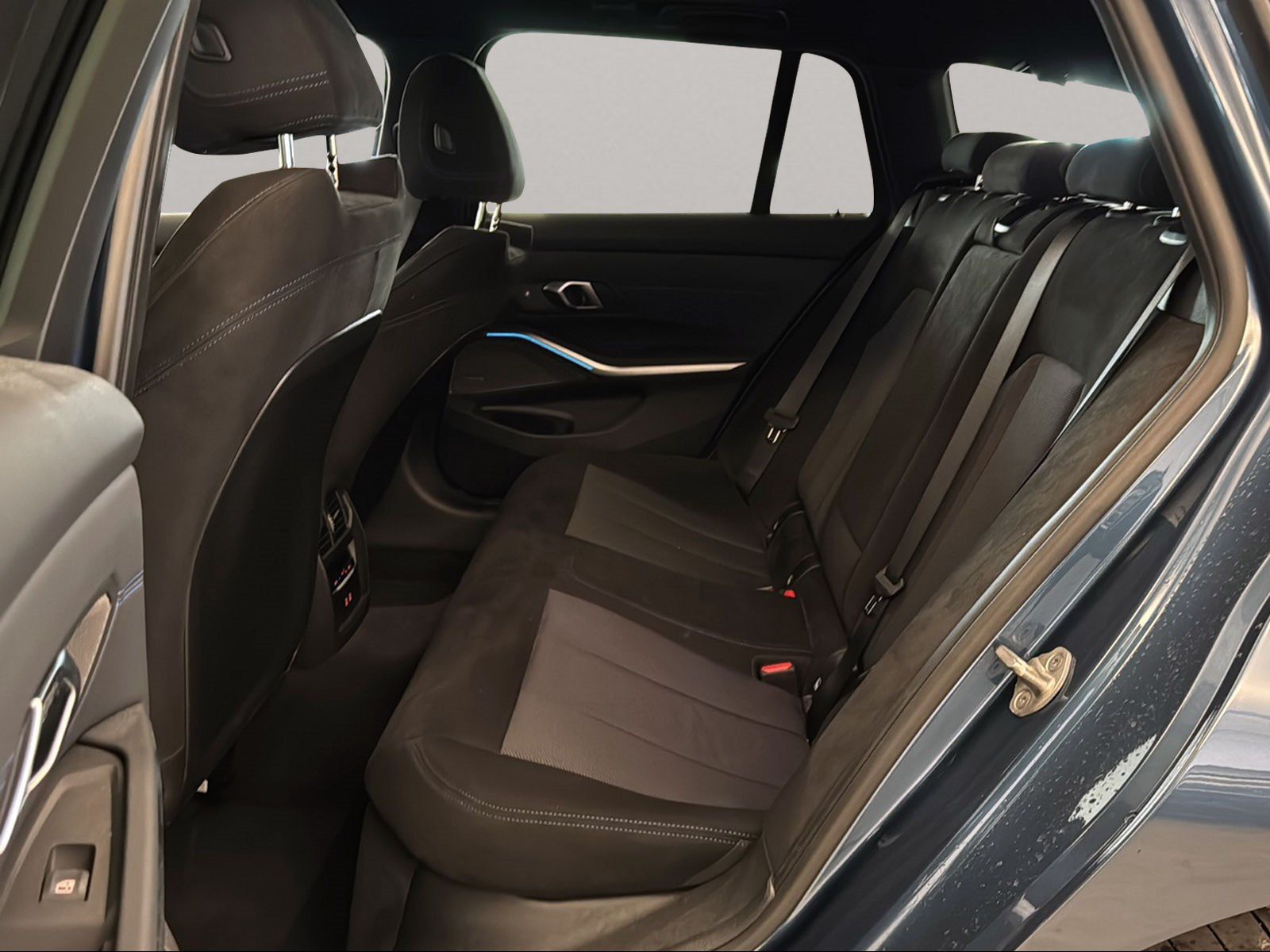 BMW 330 - Bild 9