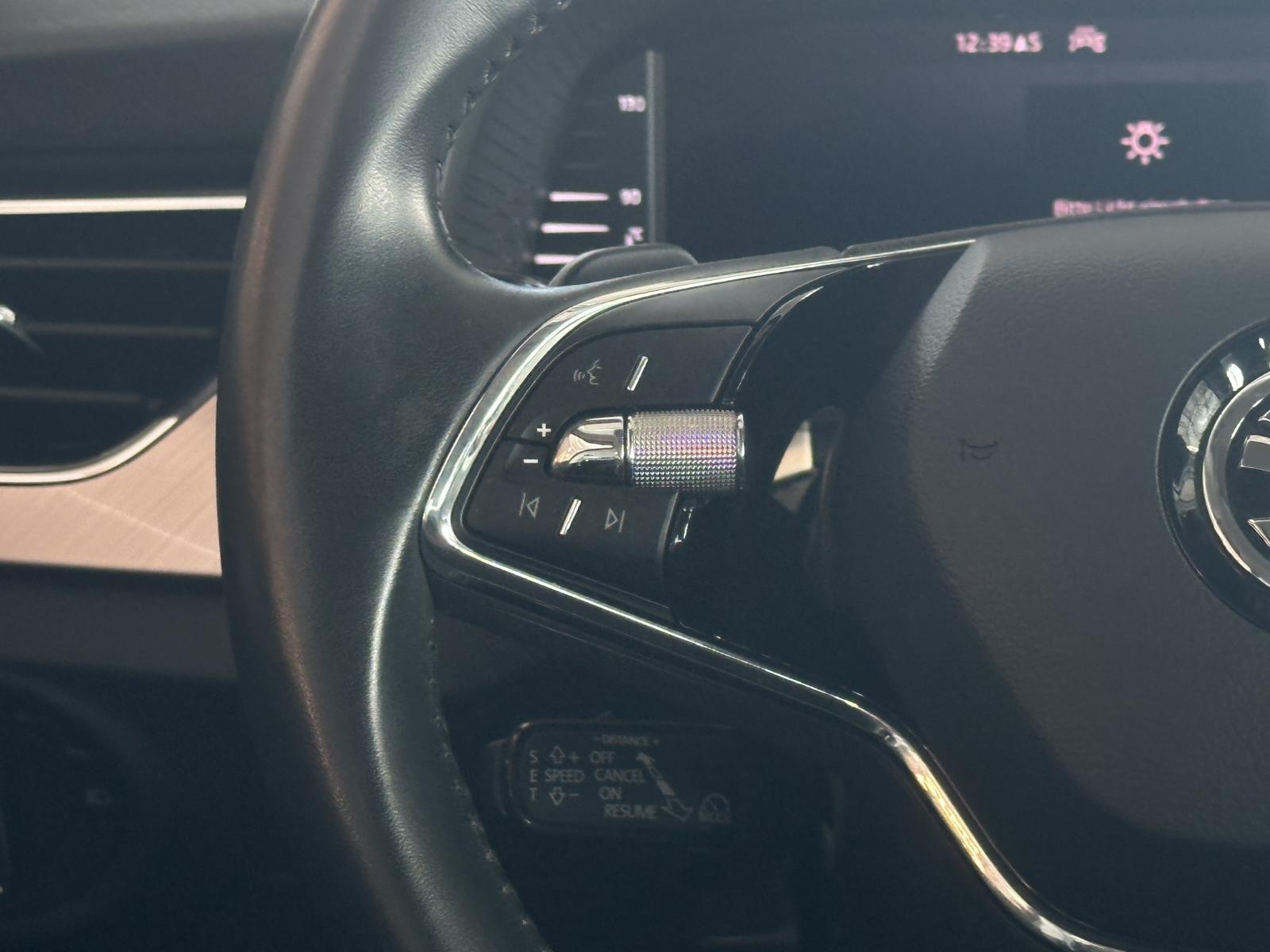 Skoda Kamiq Style R.Cam Navi ACC SHZ LED, миниатюра 20