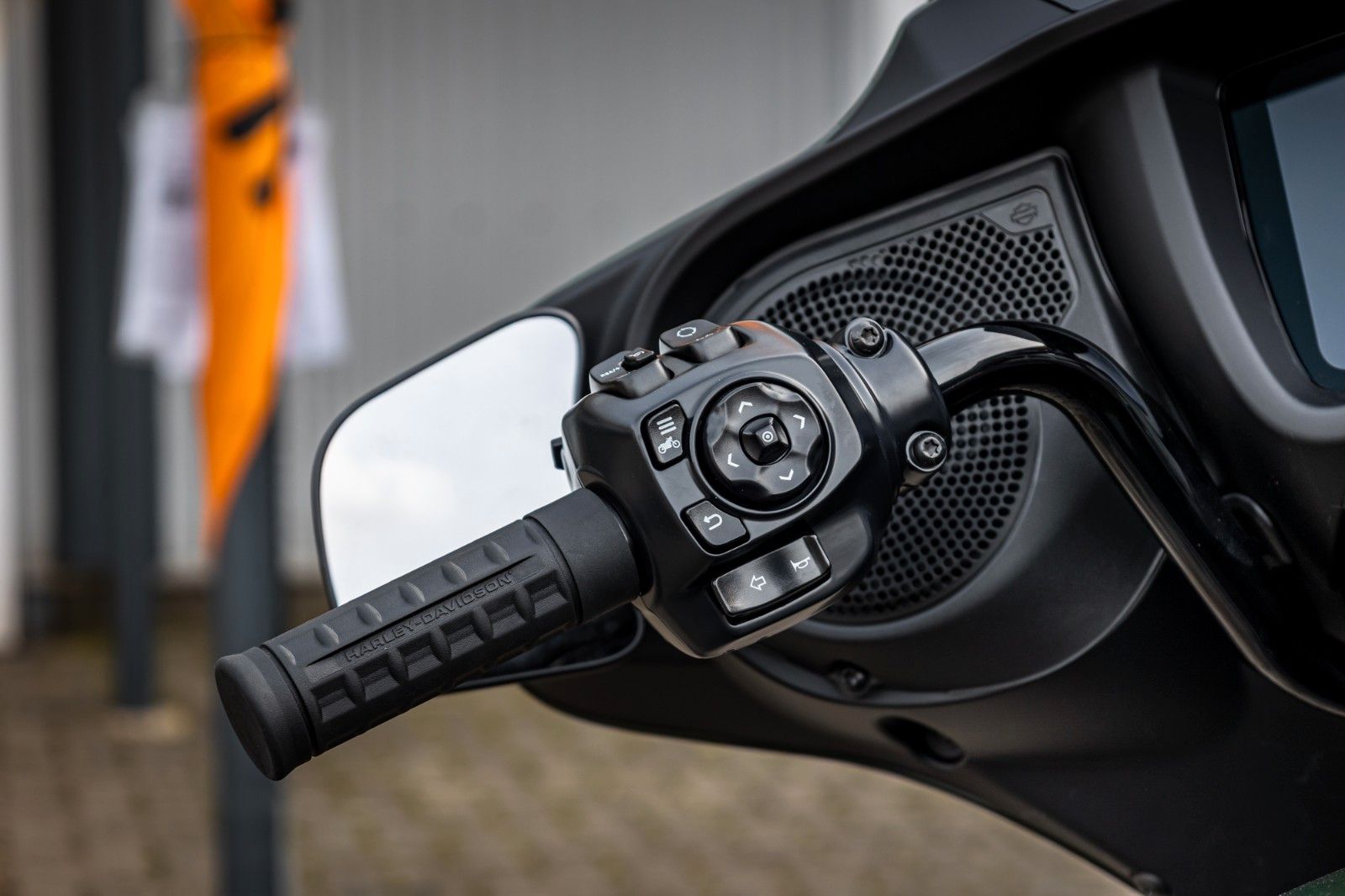 Fahrzeugabbildung Harley-Davidson Street Glide FLHX MY26 117 CUI