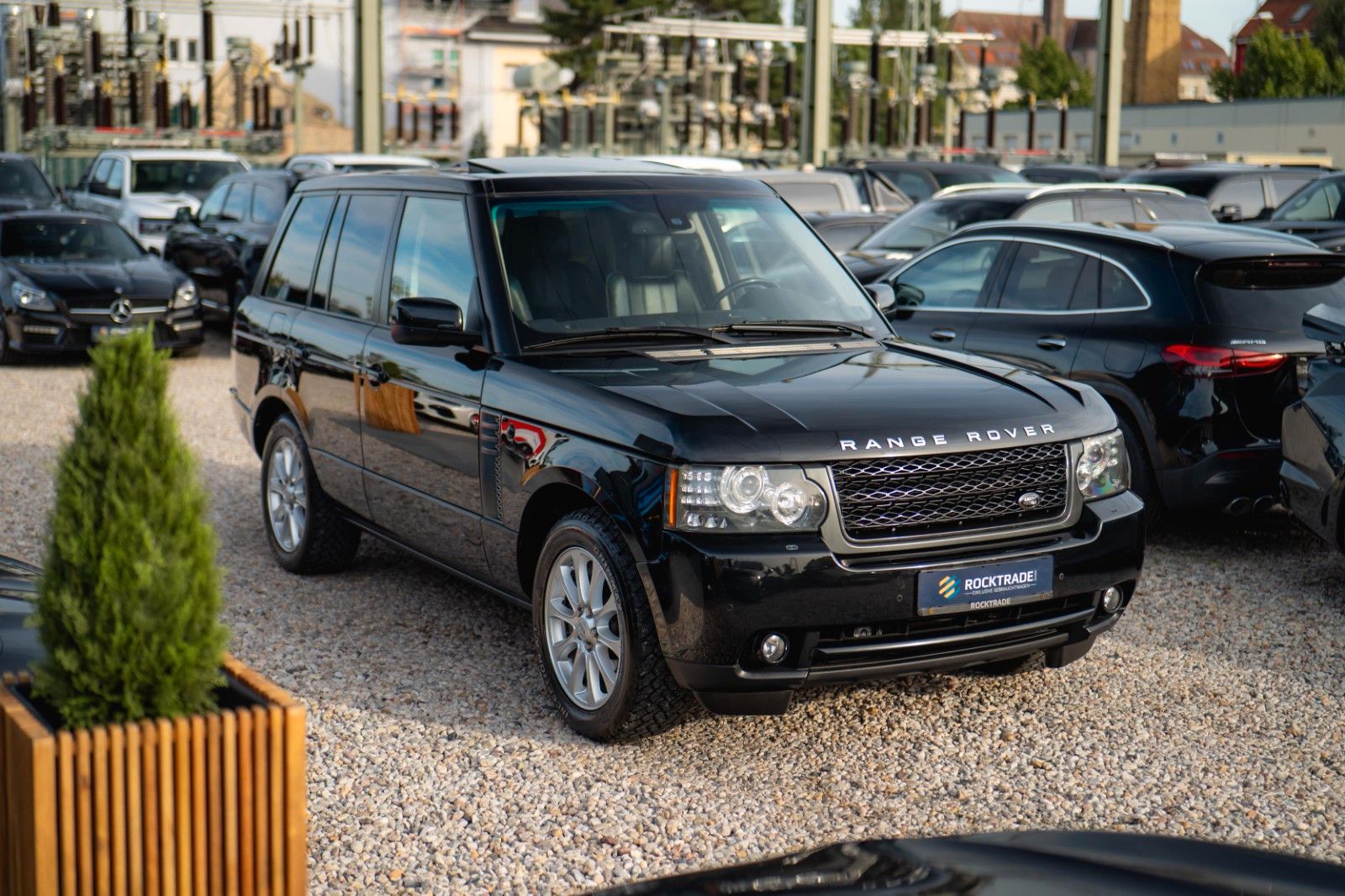 Fahrzeugabbildung Land Rover Range Rover V8 4.4 TD Vogue | Turbo + TÜV NEU