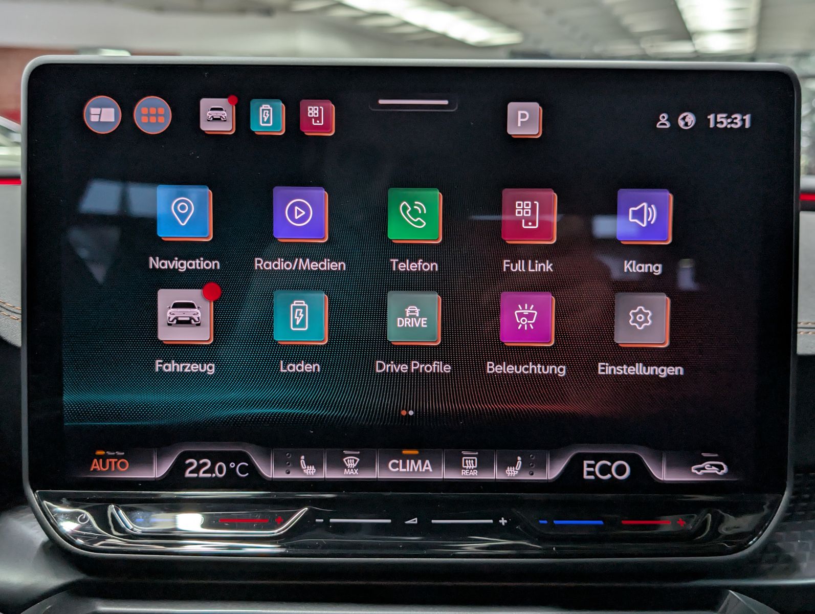 Fahrzeugabbildung CUPRA Leon 1.5 e-Hybrid PLUG-IN LED INTELIG-DRIVE EDGE