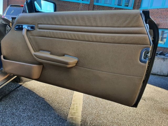 Fahrzeugabbildung Mercedes-Benz SL 560 R107 Wertgutachten Vollabnahme