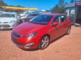 Peugeot 308 Allure*LED*NAVI*LEDER*SHZ*RKF*PDC*GARANTIE* - Peugeot 308 aus 2016
