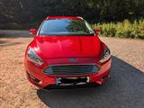 Ford Focus 1,0 EcoBoost Platinum TÜV 6/28 Scheckheft  - Ford Focus: 1.6