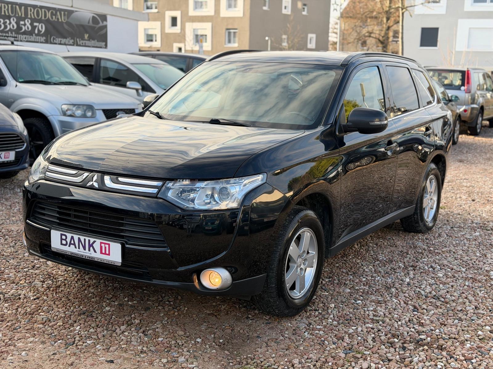 Mitsubishi Outlander ClearTec Instyle 4WD**7Sitzer**