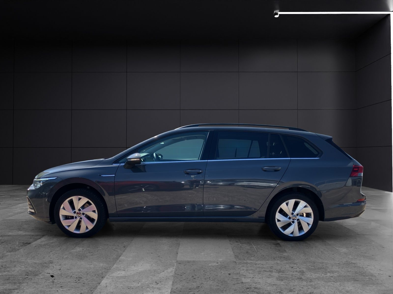 Fahrzeugabbildung Volkswagen Golf VIII Variant TDI Style DSG LEDplus Navi AID