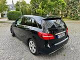 Mercedes-Benz B 220 B -Klasse AMG Sportpaket - Mercedes-Benz B-Klasse: Kleinwagen