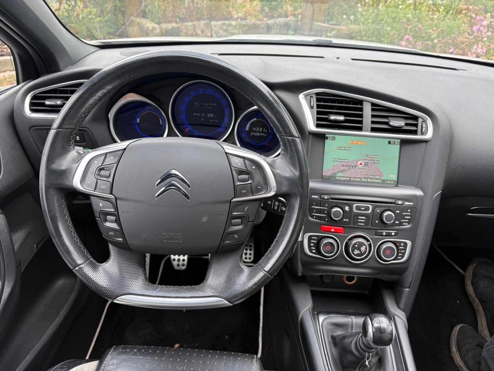 Photo 12 of CITROEN DS4