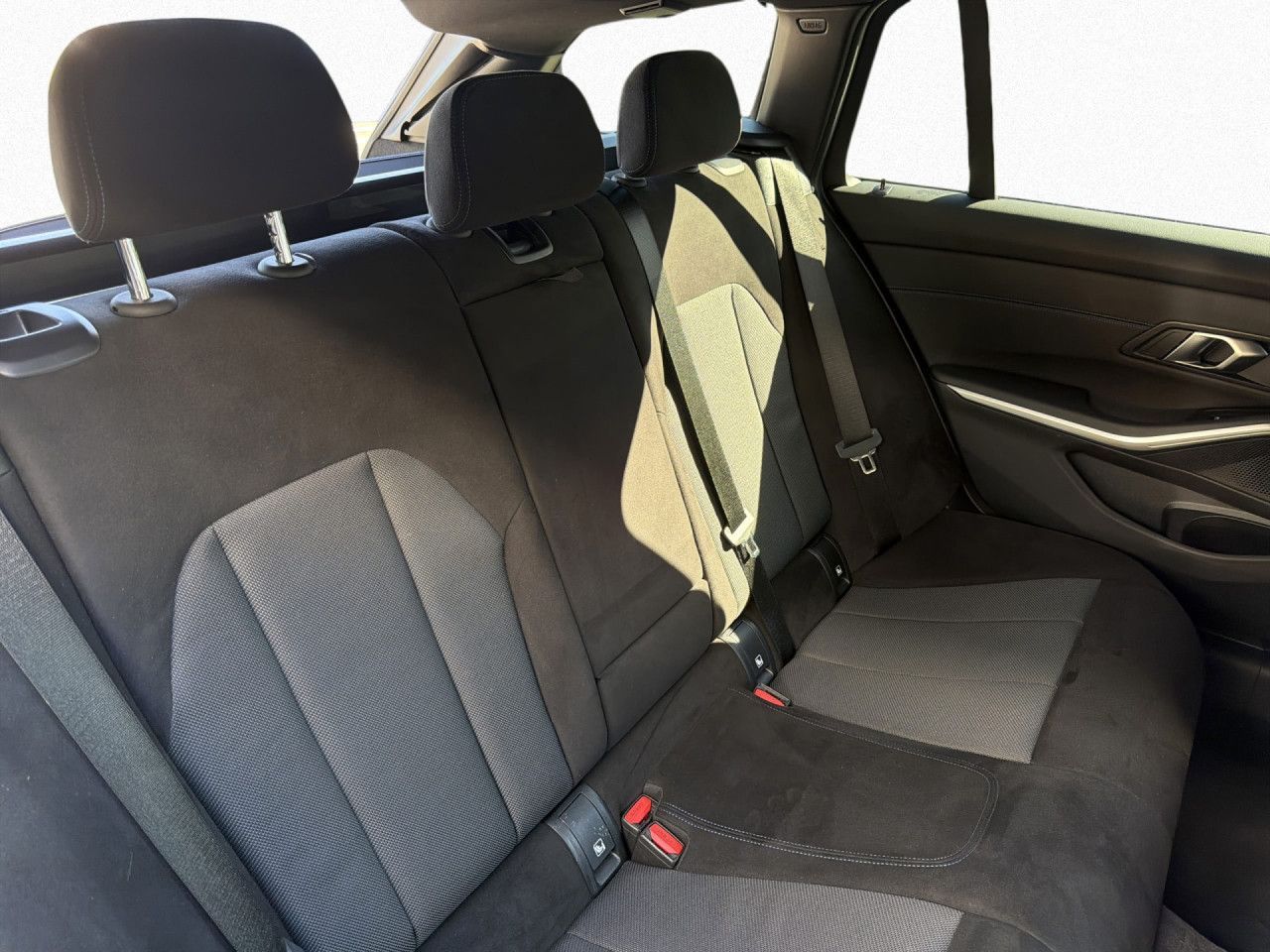 BMW 320 - Bild 14