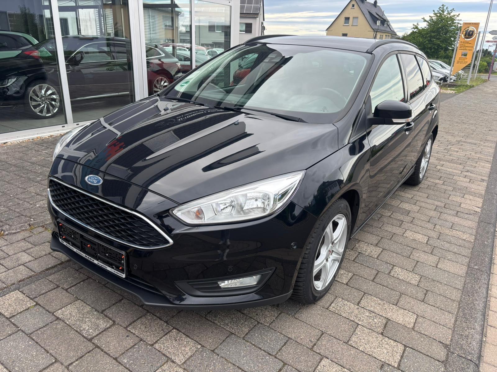 Ford Focus Turnier Business+Tempomat+Parkhilfe+Navi+