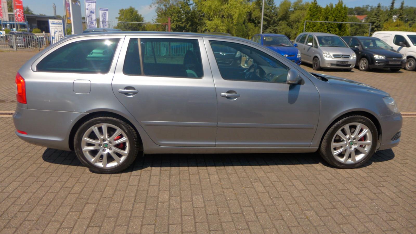 Skoda Octavia 2012 — engine 1.984 cm³, 200 HP (147kW)
