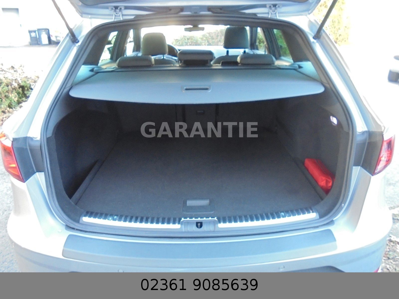 Fahrzeugabbildung SEAT Leon ST FR 2.0 TDI/Automatik/Panorama/Navi/