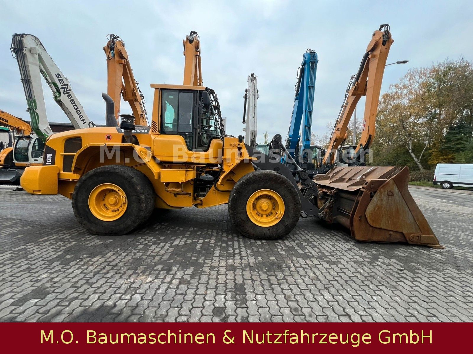 Fahrzeugabbildung Volvo L 120 G /BSS/Hochkippschaufel/Waage /AC / ZSA