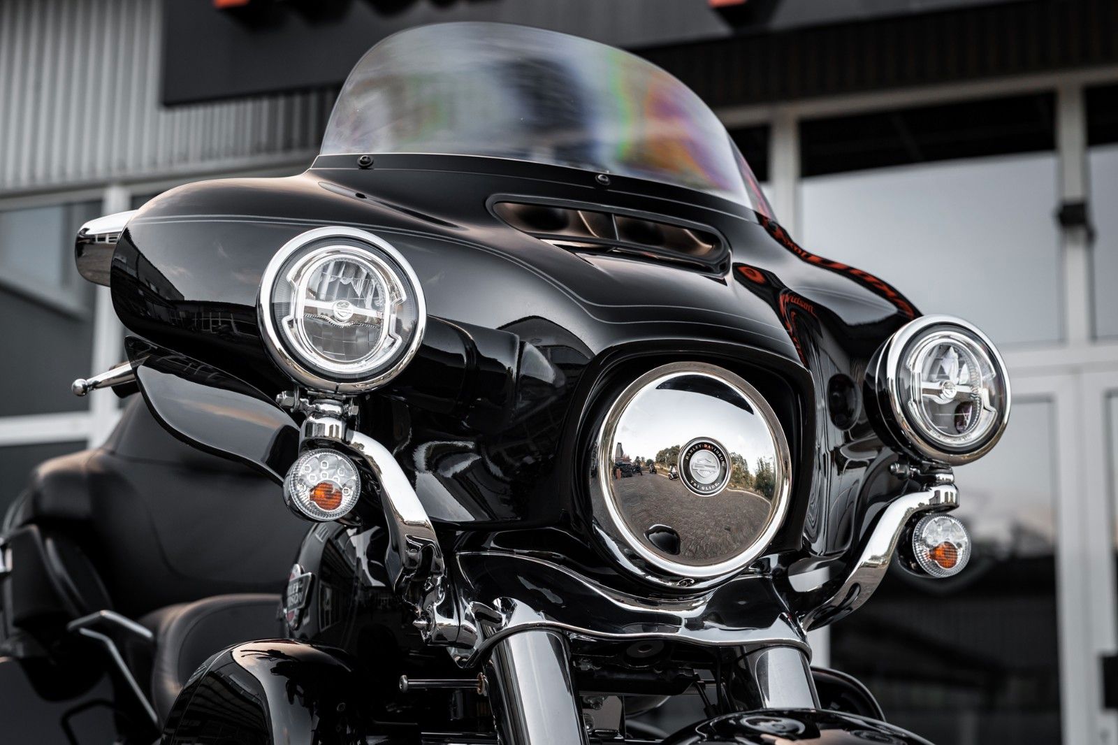 Fahrzeugabbildung Harley-Davidson TRI GLIDE ULTRA TRIKE 114 MY25 FLHTCUTG VORFÜHRF