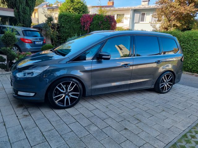 Ford Galaxy 2,0 TDCi Bi-Turbo,Titanium, AHK ,TÜV neu