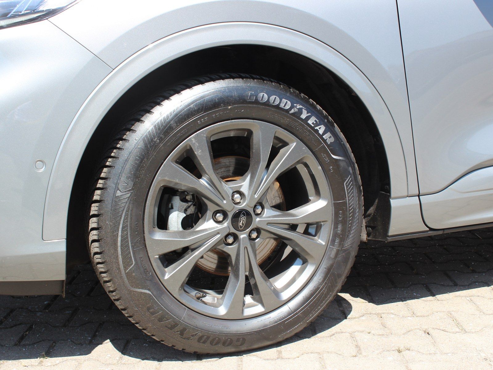 Fahrzeugabbildung Ford Kuga ST-Line X Start/Stopp